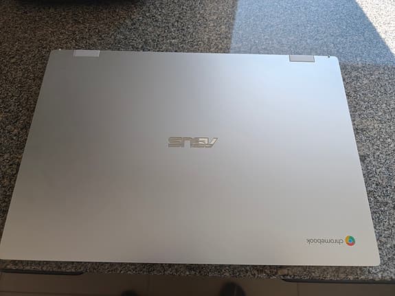 Asus Chromebook CX1700