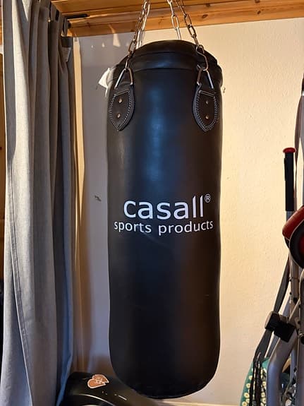 Casall boxningssäck med kedjor