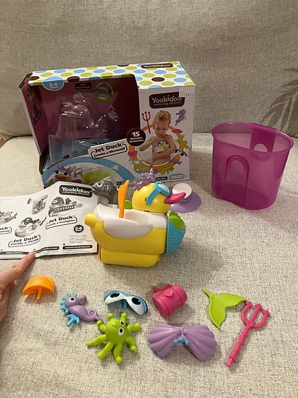 Yookidoo Jet Duck badleksak ankfigur med tillbehör