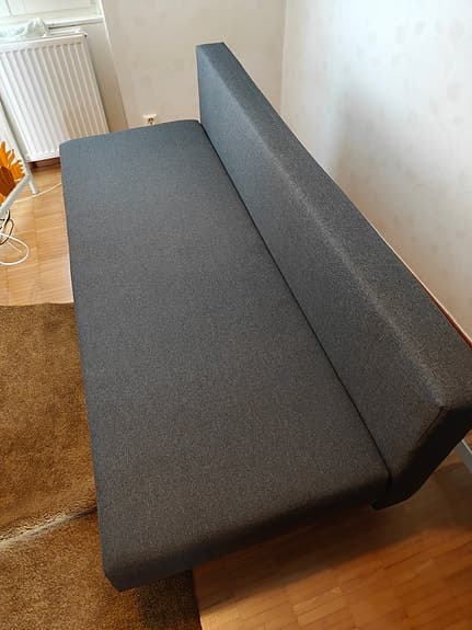 IKEA ASARUM bäddsoffa i nyskick – smart förvaring & lätt att bädda ut