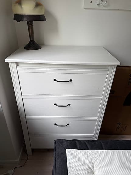 IKEA HEMNES byrå – 4 lådor – vitbets – fint skick