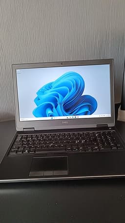 Dell Precision 7530 Proffsdator i Nyskick i7, 32GB RAM, Quadro 6GB
