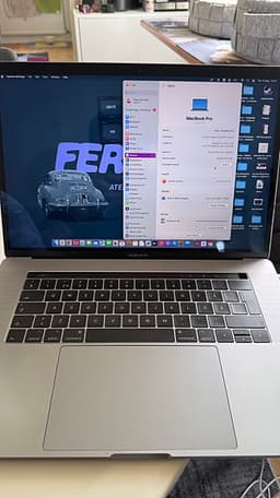 Apple MacBook Pro 15,4" laptop silver