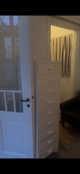 Byrå 9 lådor
