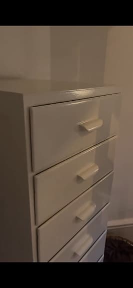 Byrå 9 lådor