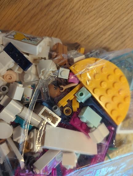 LEGO Friends Andrea's Accessories Store