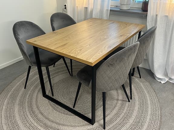 Matbord från Jysk