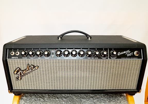 Fender Bassman 100T (2016) – Klassisk rörtopp i kanonskick!