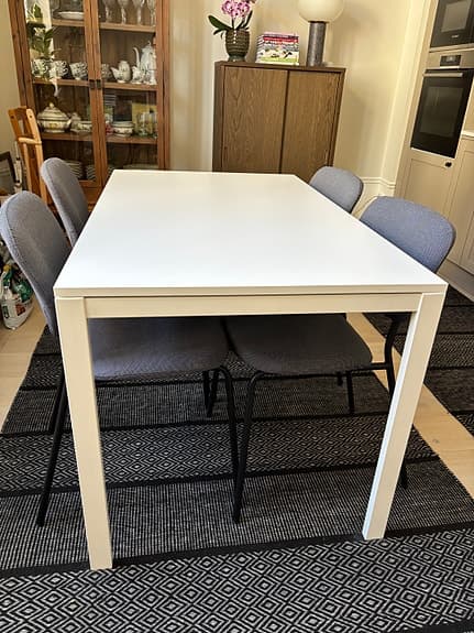 Bord och stolar Ikea