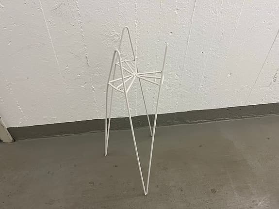 Vit växtställning/piedestal, metall, Åhléns