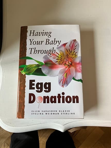 Having Your Baby Through Egg Donation bok