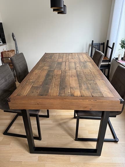 Mio Woodenforge matgrupp med 4 stolar Chatham grå