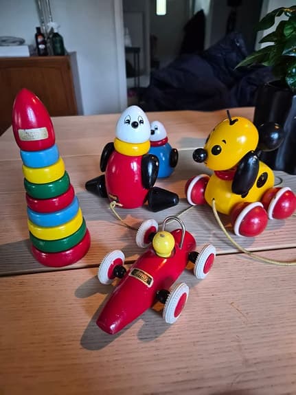 Gamla brio leksaker