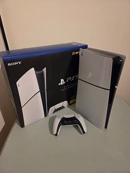 Playstation 5 digital slim 1T som ny