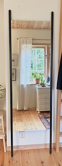 Georg golvspegel från Skagerak, helkropp svart