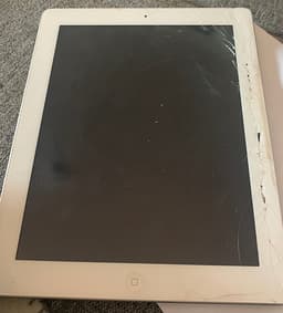 Apple IPad 4 med sprucken skärm