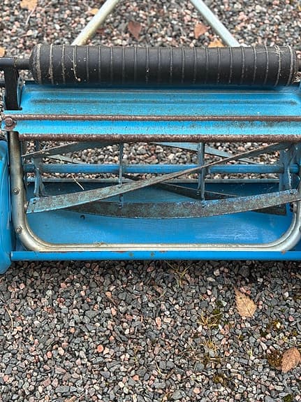 Husqvarna 400 handgräsklippare blå
