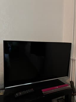 Samsung TV 32 tum svart