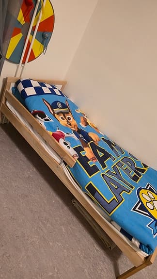 IKEA SNIGLAR juniorsäng med madrass 70x160 cm