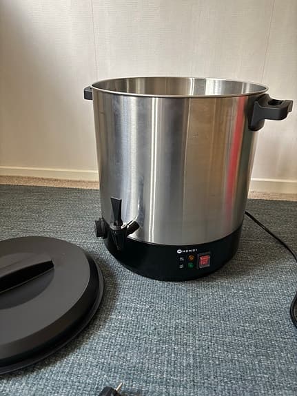 Hendi varmvattenkokare 25 liter