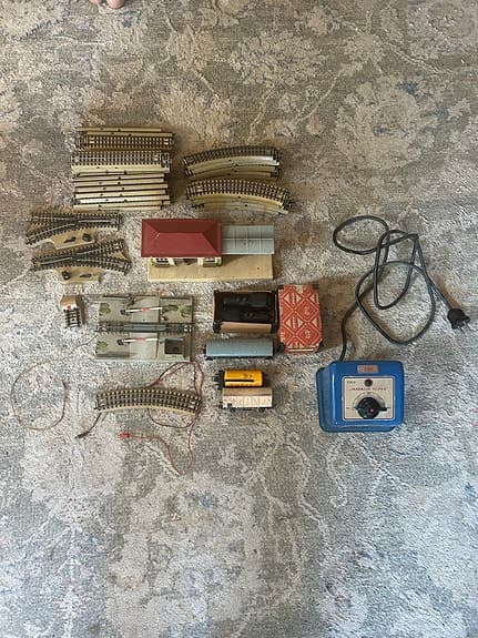 Märklin tågbana – lok, vagnar, räls & transformator (retro)