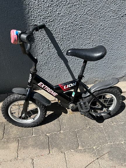 Extreme Lion barncykel 12" svart