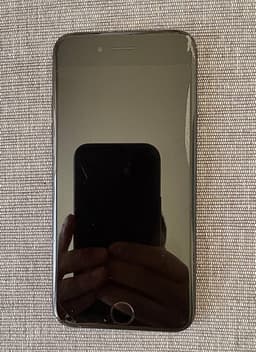 Apple iPhone 7 mobil 32 GB svart
