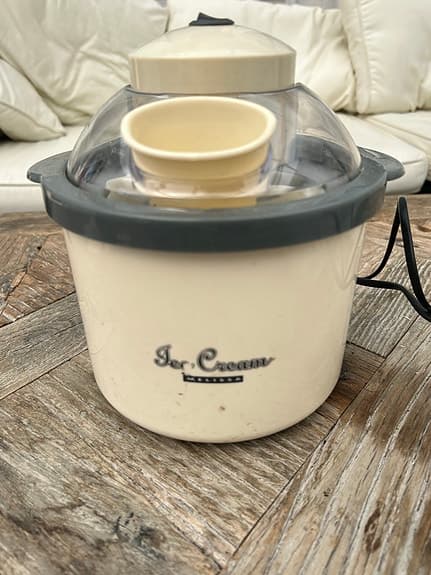Melissa glassmaskin beige