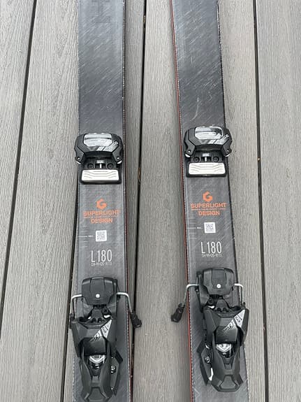HEAD Kore 99 180 cm med bindningar