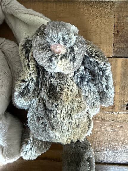 Två kaniner från Bukowski och Jellycat