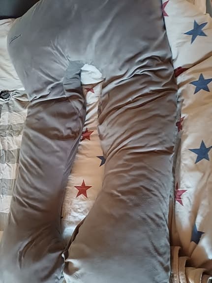 IKEA gravidkudde kroppskudde grå