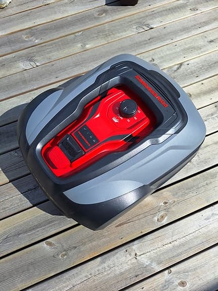 Powerworks P15 Robotgräsklippare med laddstation