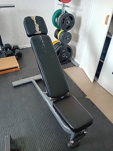 Ställbar träningsbänk Casall