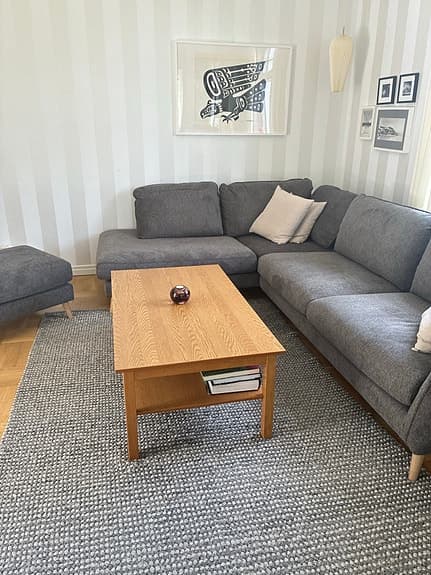 Divansoffa med sittpall