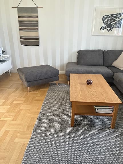 Divansoffa med sittpall