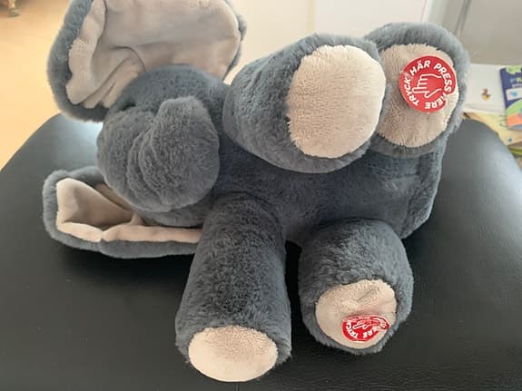 NY TEDDYKOMPANIET sjungande elefant