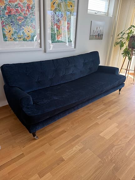 Exklusiv Howard soffa 4sits Mörkblå Plysch