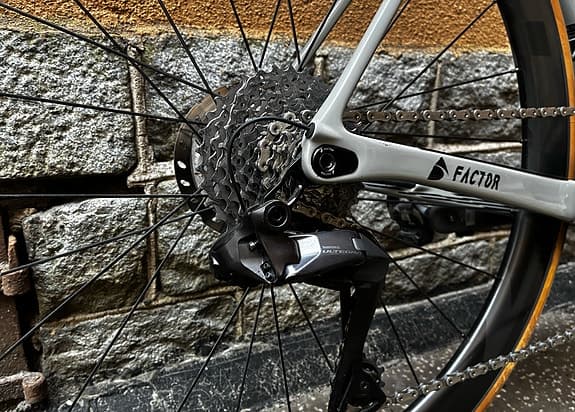 Factor O2 Di2 12s