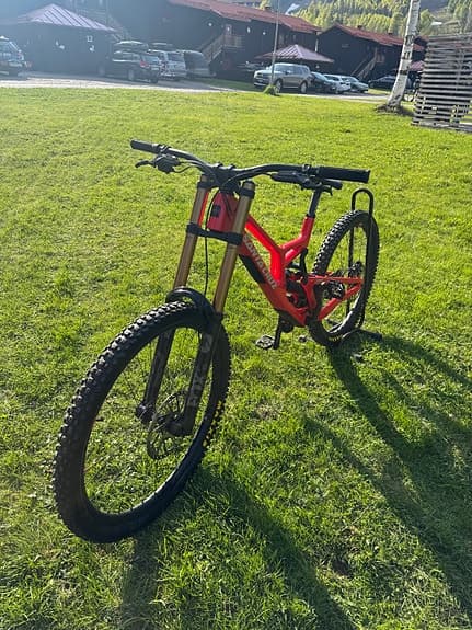 Santa Cruz V10 X01