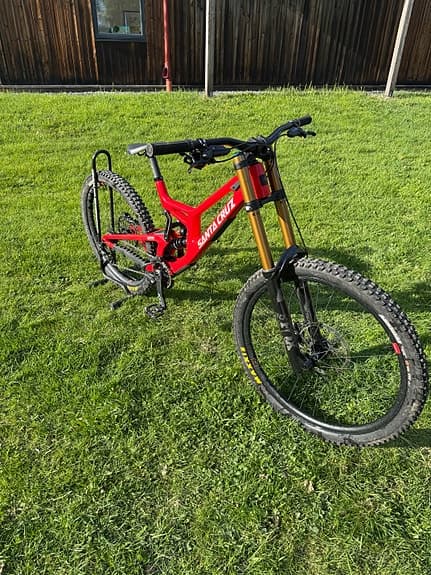 Santa Cruz V10 X01