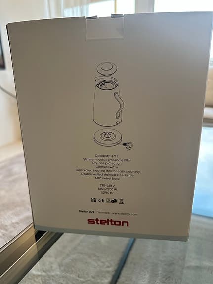 Stelton Emma vattenkokare 1,2 L beige