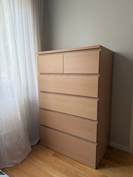 MALM BYRÅ 6 lådor
