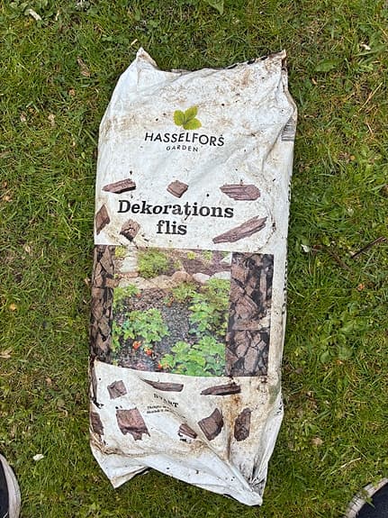 Hasselfors svart dekorationsflis barkflis 170 liter