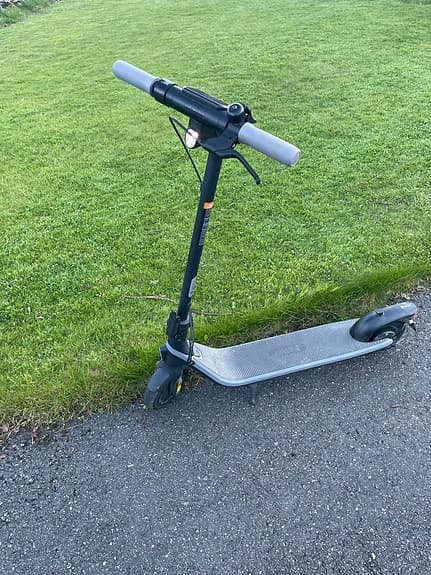 Segway ninebot E2 elsparcykel