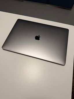 MacBook Pro 15" 2018, Space gray