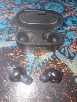 Jabra trådlösa Jabra Elite 85T. in-ear hörlurar med laddningsetui