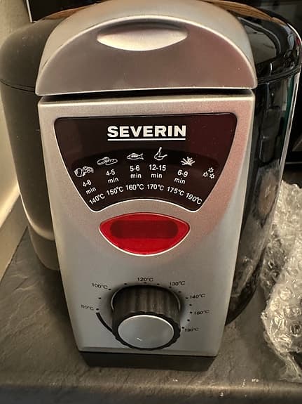 Severin mini fritös 2-i-1 fondue svart/silver