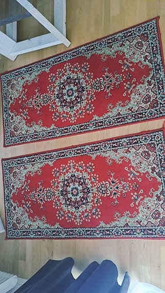 Röd orientaliskt mönstrad matta
