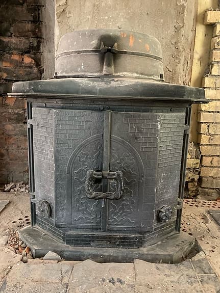Jotul gjutjärnskamin svart