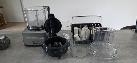 Magimix matberedare med tillbehör